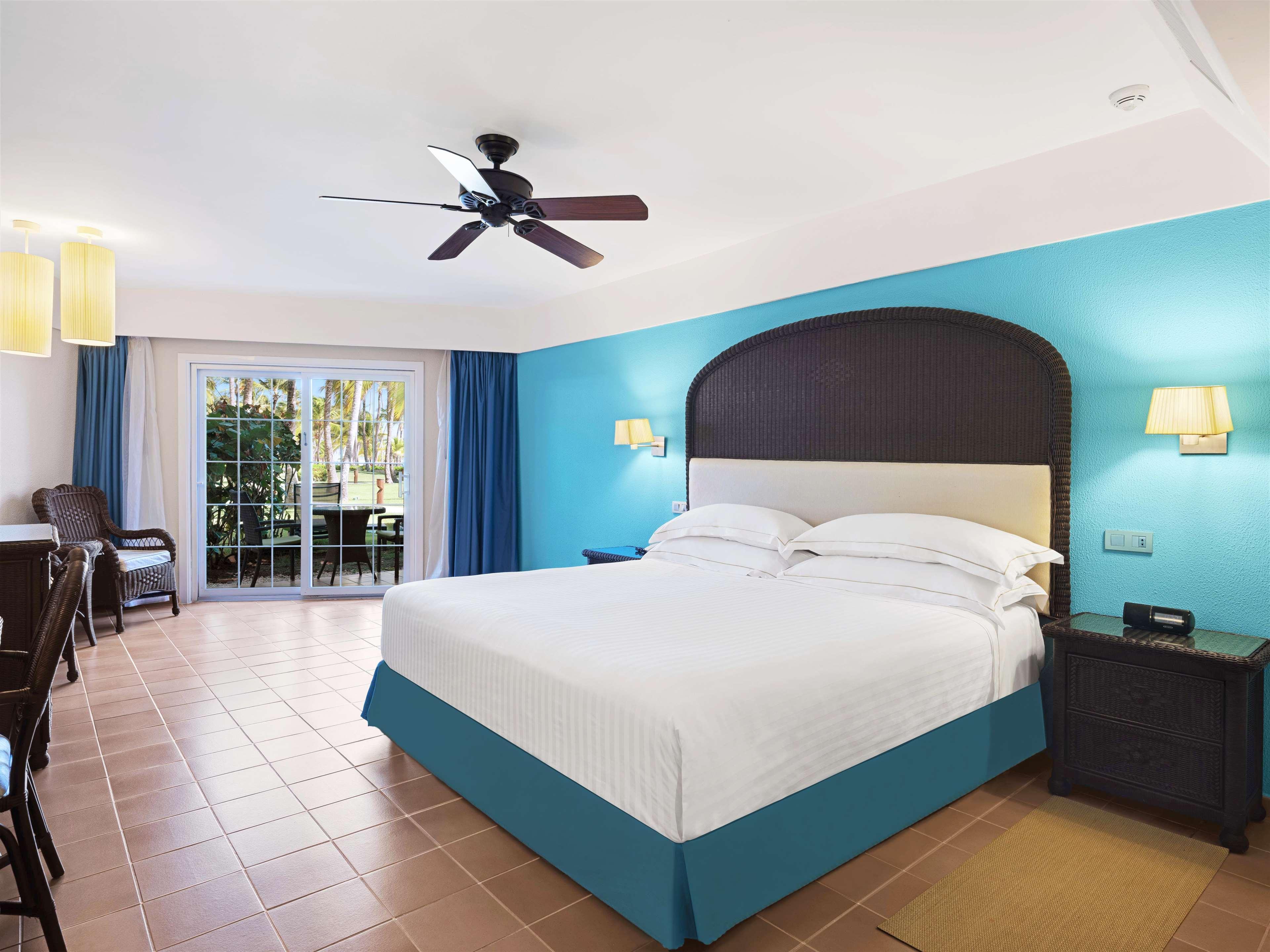 Barceló Bávaro Beach - Adults Only All Inclusive Punta Cana Esterno foto A room at the Hard Rock Hotel