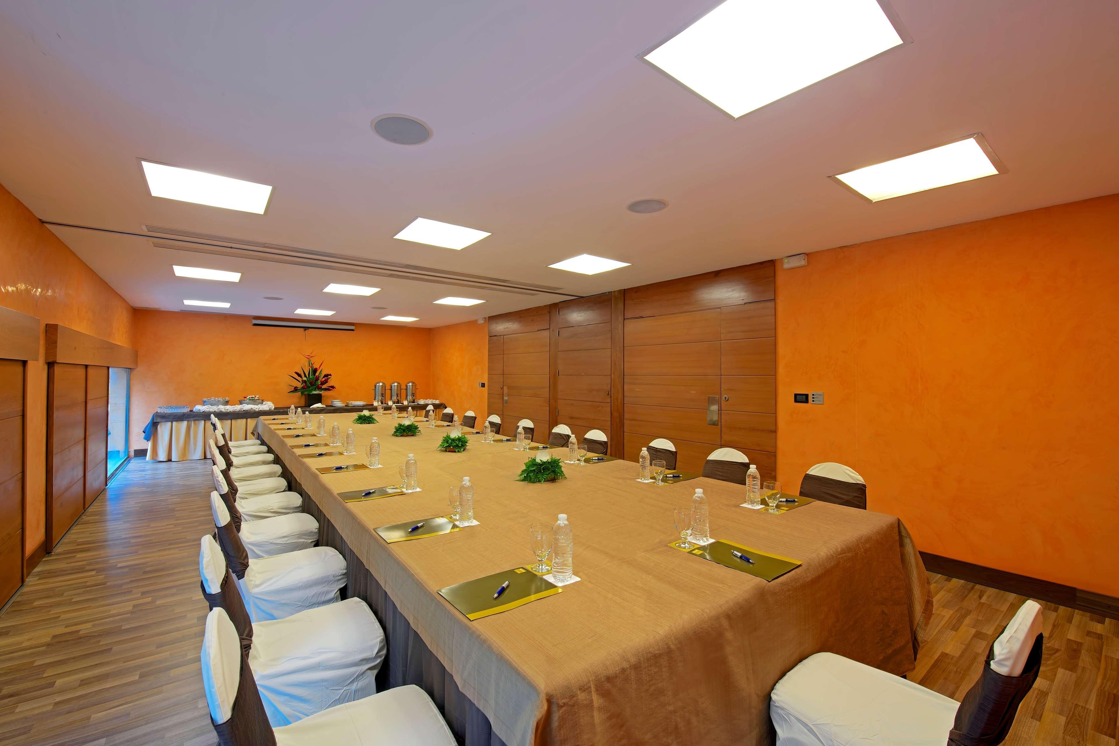 Barceló Bávaro Beach - Adults Only All Inclusive Punta Cana Esterno foto Meeting room